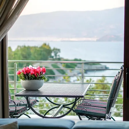 Apartment Albatross Sea Side & Pelion View Luxury *